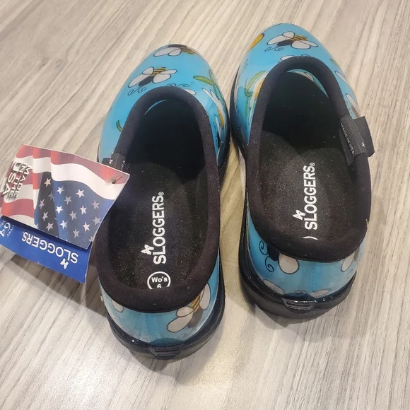 SLOGGERS Size 6 Garden Clogs Slip-On Aqua Blue Yard Rainwear Bumble Bee Floral - Picture 3 of 4
